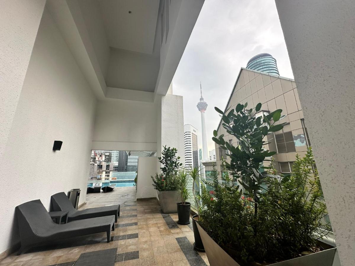 Klcc Suites By Nhb Kuala Lumpur Buitenkant foto