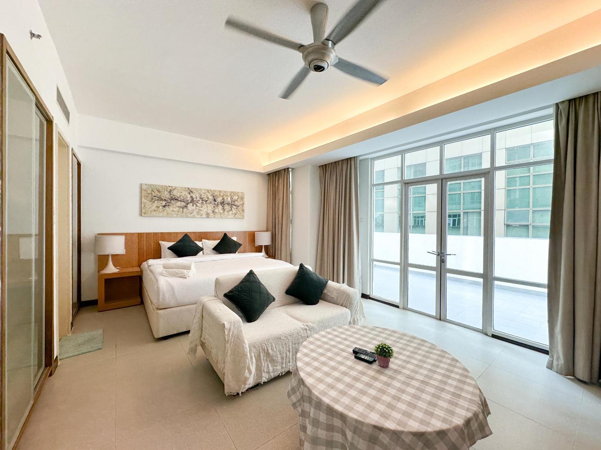 Klcc Suites By Nhb Kuala Lumpur Buitenkant foto